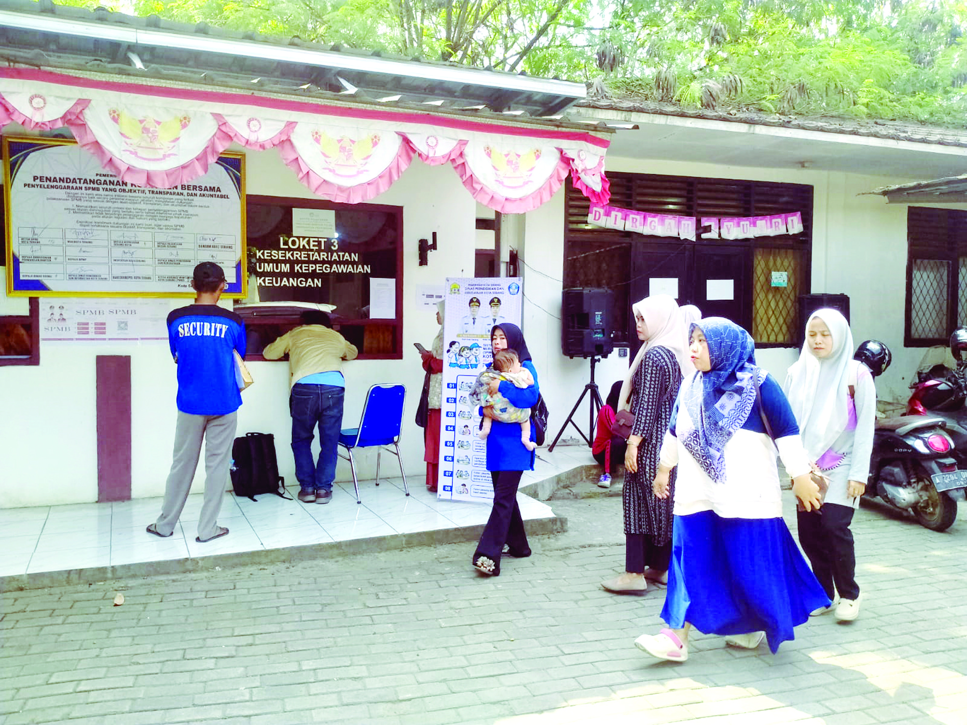 Posko Pengaduan SPMB Diserbu Wali Murid