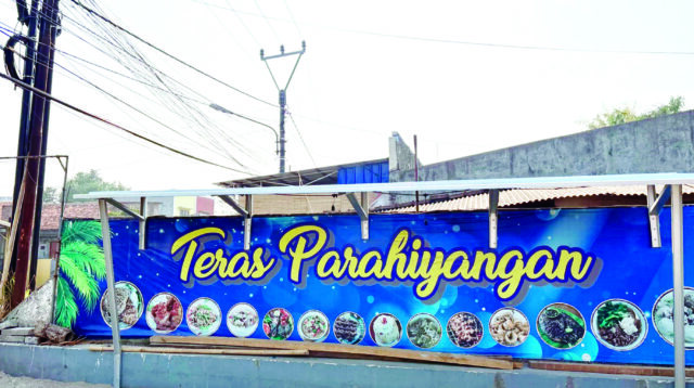 RM Parahiyangan Sajikan Pecak Bandeng Tanpa Duri
