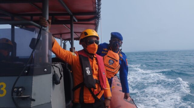 Pencarian Lima Jurnalis Hilang di Selat Sunda Masih Nihil