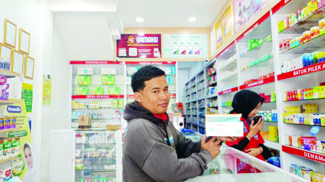 Mulai Menipis, Harga Masker Melambung