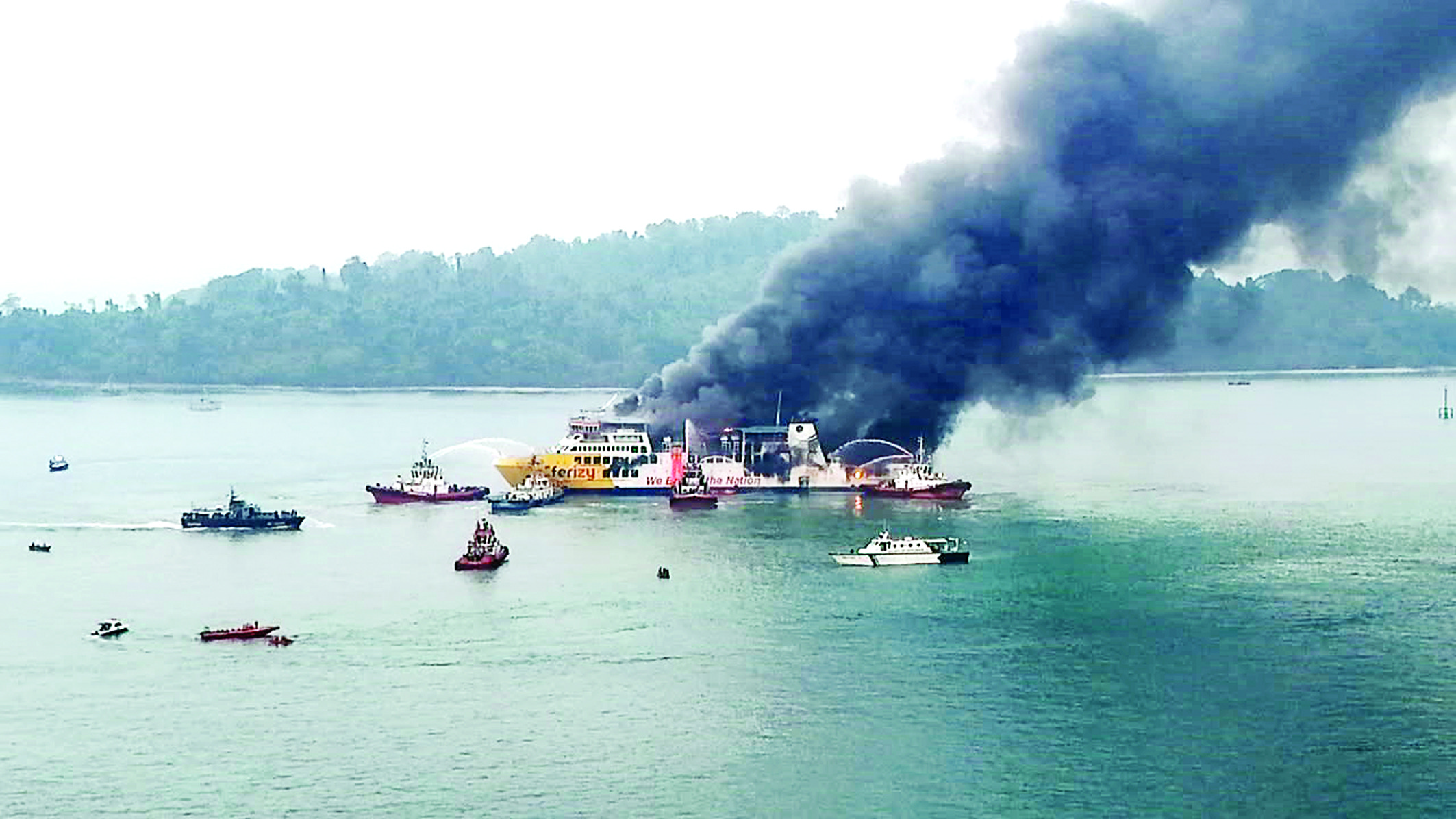 Semua Penumpang Selamat, Kendaraan Ludes Terbakar, Api Diduga Dari Mesin Kapal