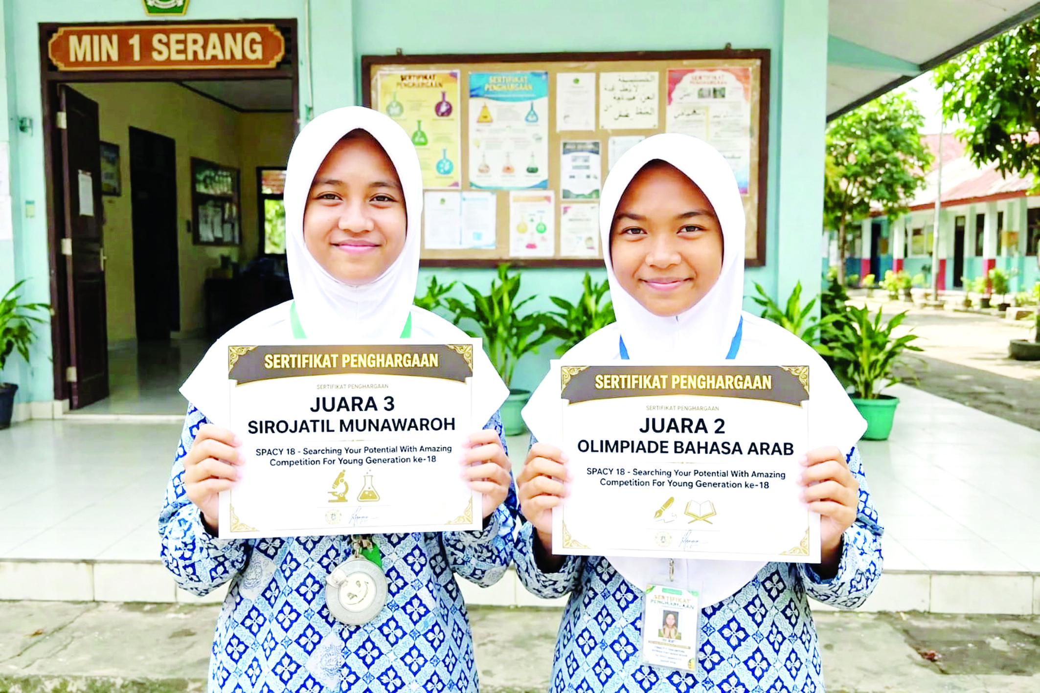 Dua Siswi MIN 1 Serang Juara Olimpiade IPAS dan Bahasa Arab