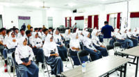 6 SMA Terapkan Pembelajaran Pakai AI