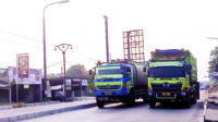 Truk Tambang Seliweran Tiap Hari