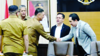 Tiga Bos Baru BUMD Banten Diminta Berbenah Tiga Bos Baru BUMD Banten Diminta Berbenah